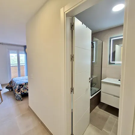Sr Colinas Del Faro 2 Bdr In Mijas Costa *